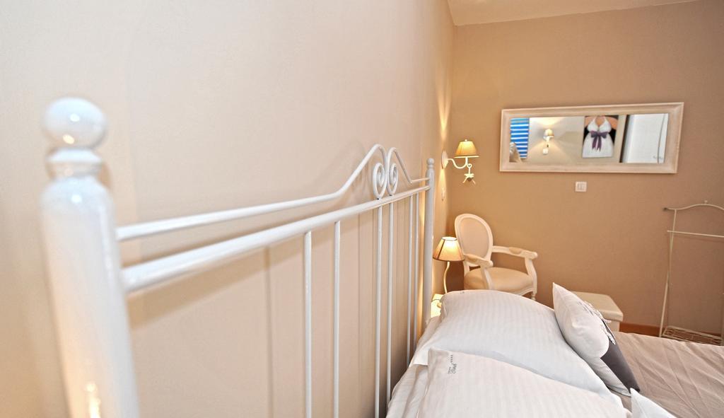 Tinel Rooms Old City Center Zadar Room photo